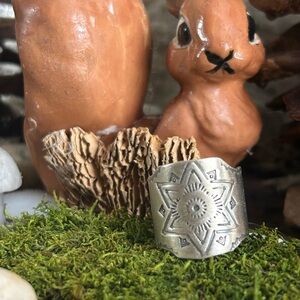 925 Sterling stunning cigar band ring